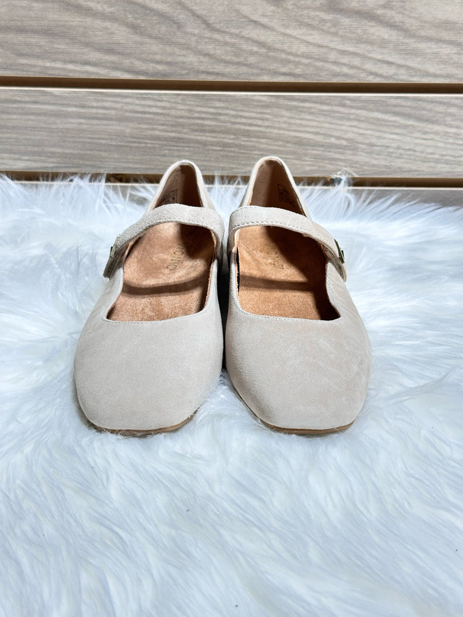 Vionic Alameda Mary Jane Flats (I8661L)