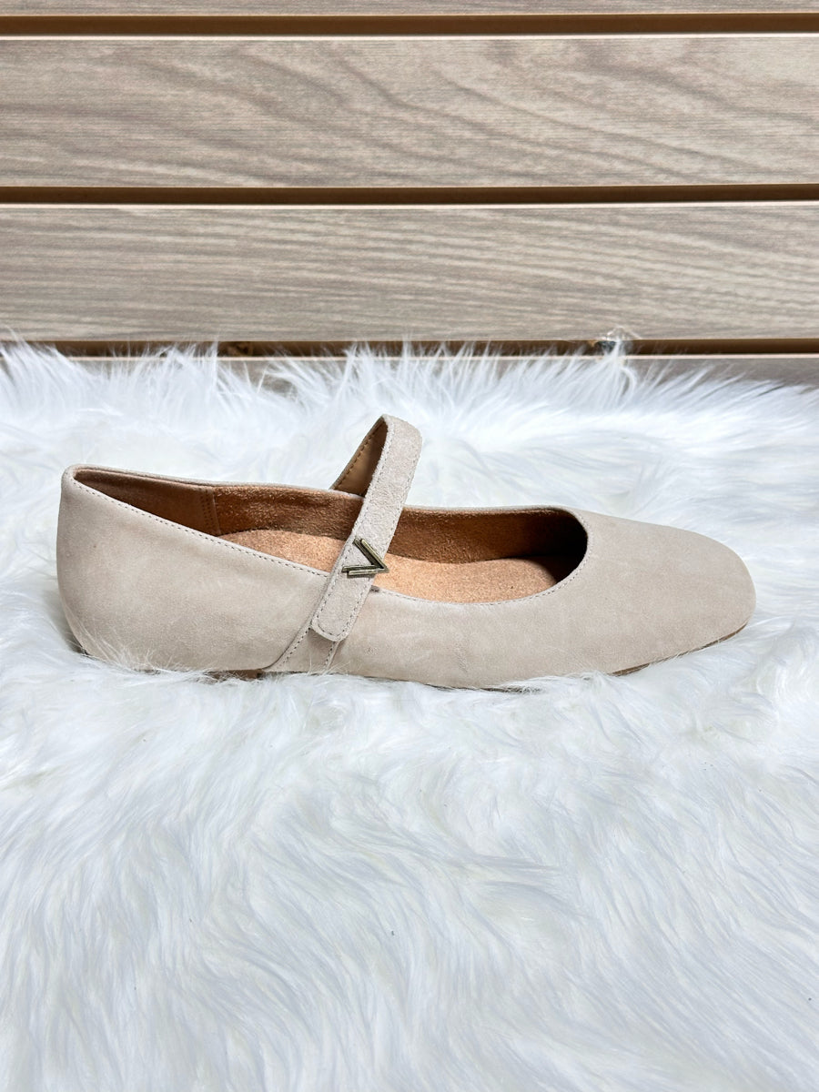 Vionic Alameda Mary Jane Flats (I8661L)