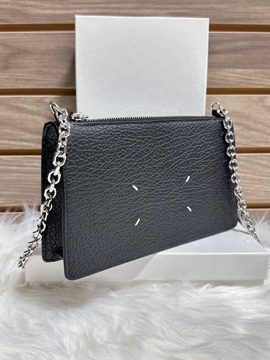 Maison Margiela Four Stitches Zipped Chain Wallet (SA1VL0038 P4455)