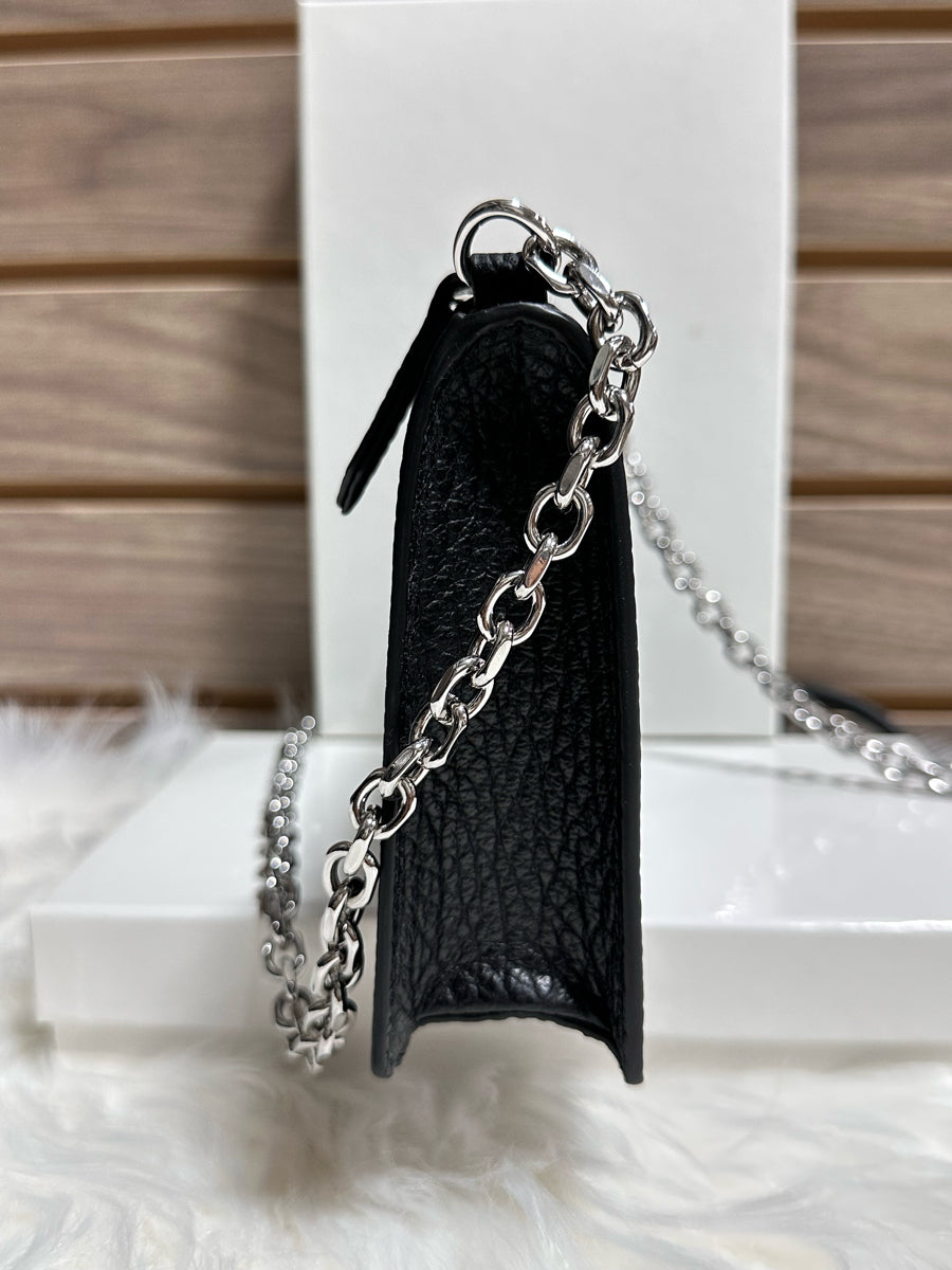 Maison Margiela Four Stitches Zipped Chain Wallet (SA1VL0038 P4455)