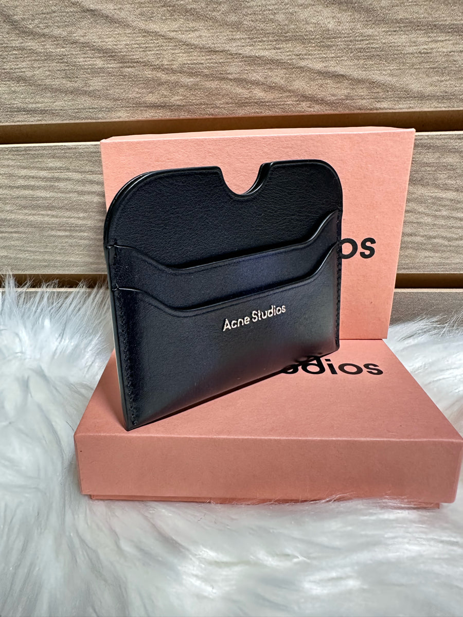 Acne Studios Slim Leather Card Holder (FN-UX-SLGS000287)