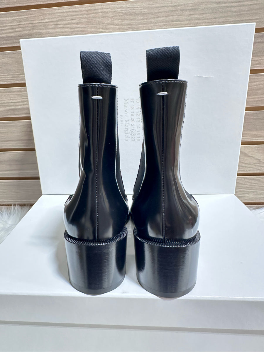 Maison Margiela Tabi City Chelsea Ankle Boots (S58WU0427 PS679)