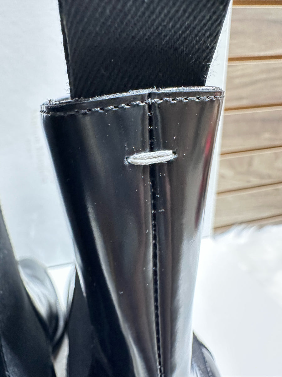 Maison Margiela Tabi City Chelsea Ankle Boots (S58WU0427 PS679)