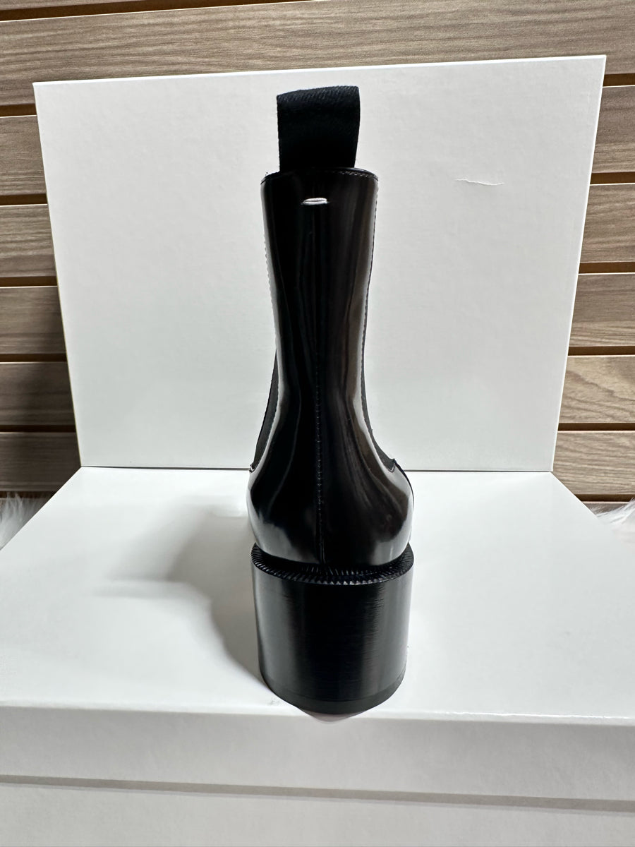 Maison Margiela Tabi City Chelsea Ankle Boots (S58WU0427 PS679)