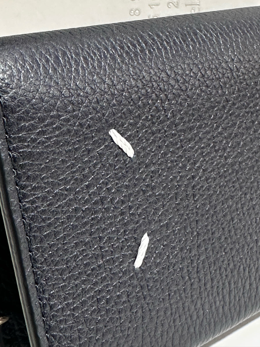 Maison Margiela Four Stitches Bi-Fold Card Case (SA2UI0009 P7268)