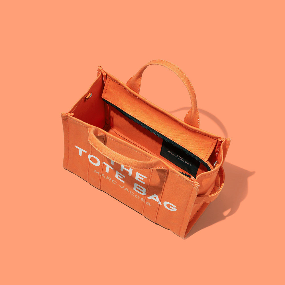Marc Jacobs The Medium Tote Bag (M0016161-822)
