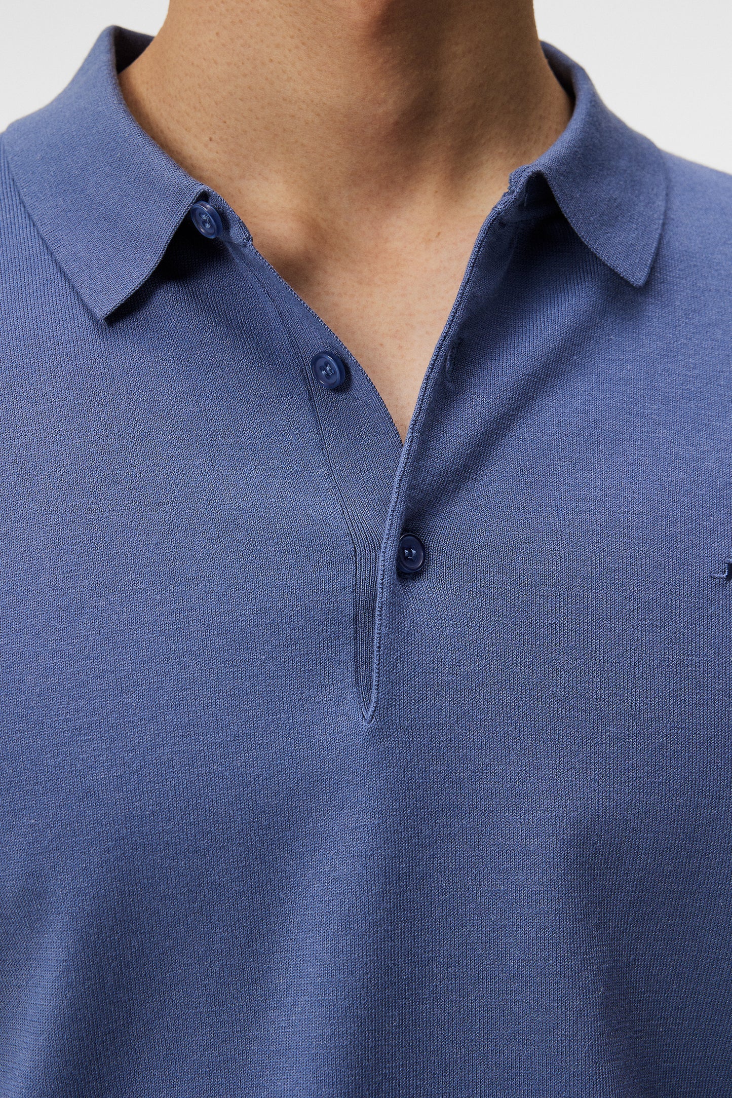 J.Lindeberg Ridge Rayon Silk Polo Shirt (FMKW10347)