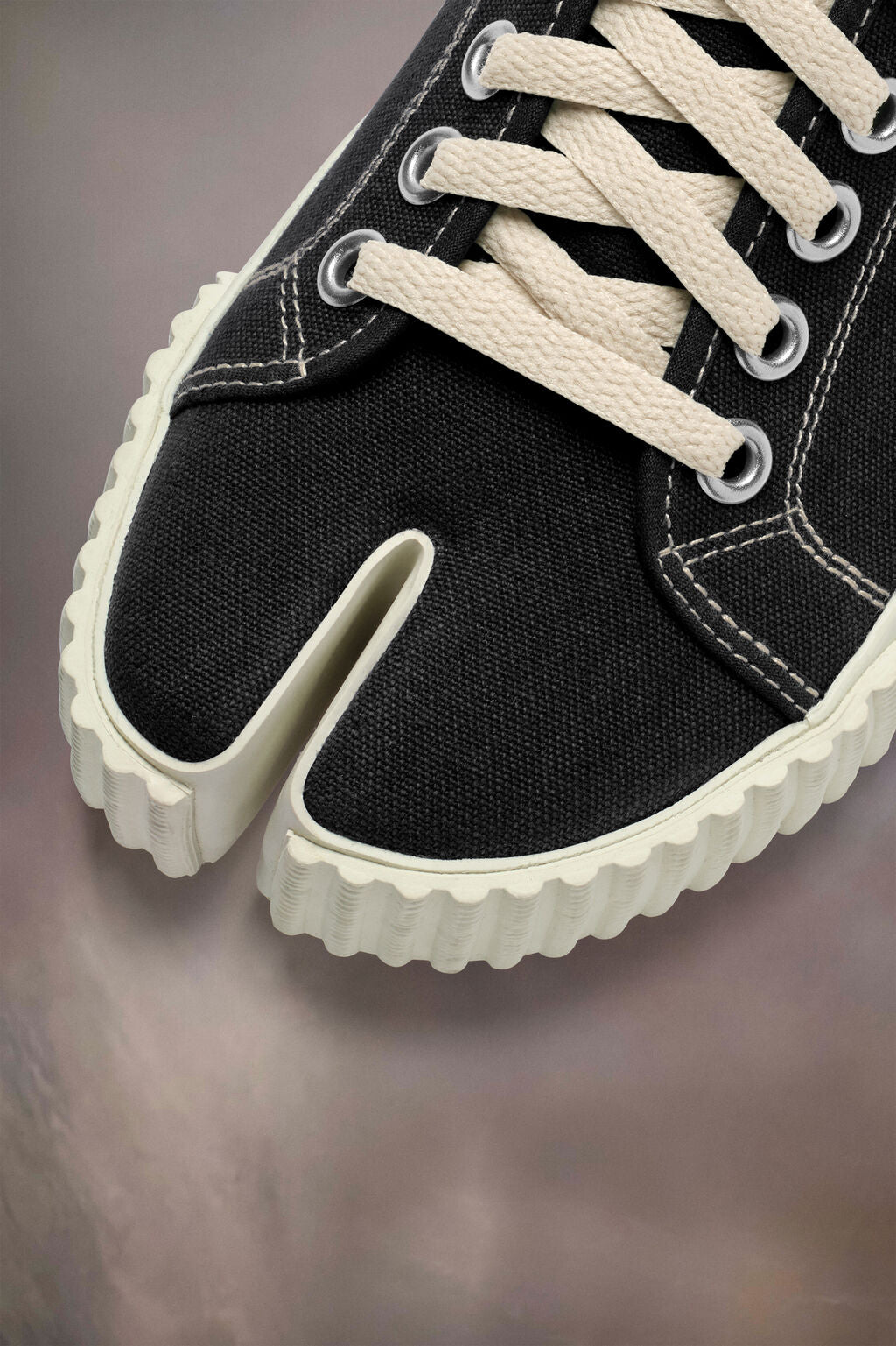 Maison Margiela Tabi Sneakers