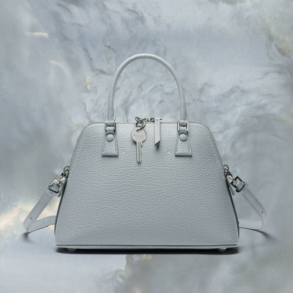 Maison Margiela 5AC Classique Mini Shoulder Bag (S56WG0082 P4455)