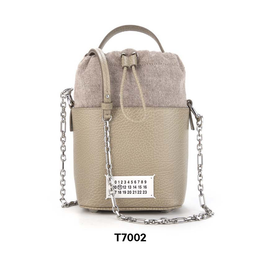 Maison Margiela 5AC Small Bucket Bag (SKU: S61WG0035)