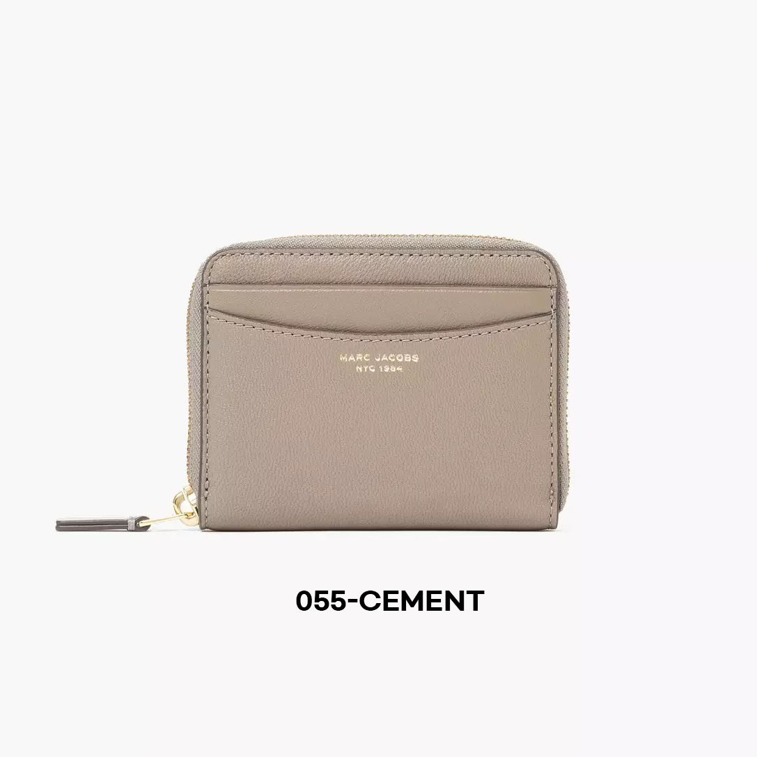 Marc Jacobs Zip Around Wallet (S178L03FA22)