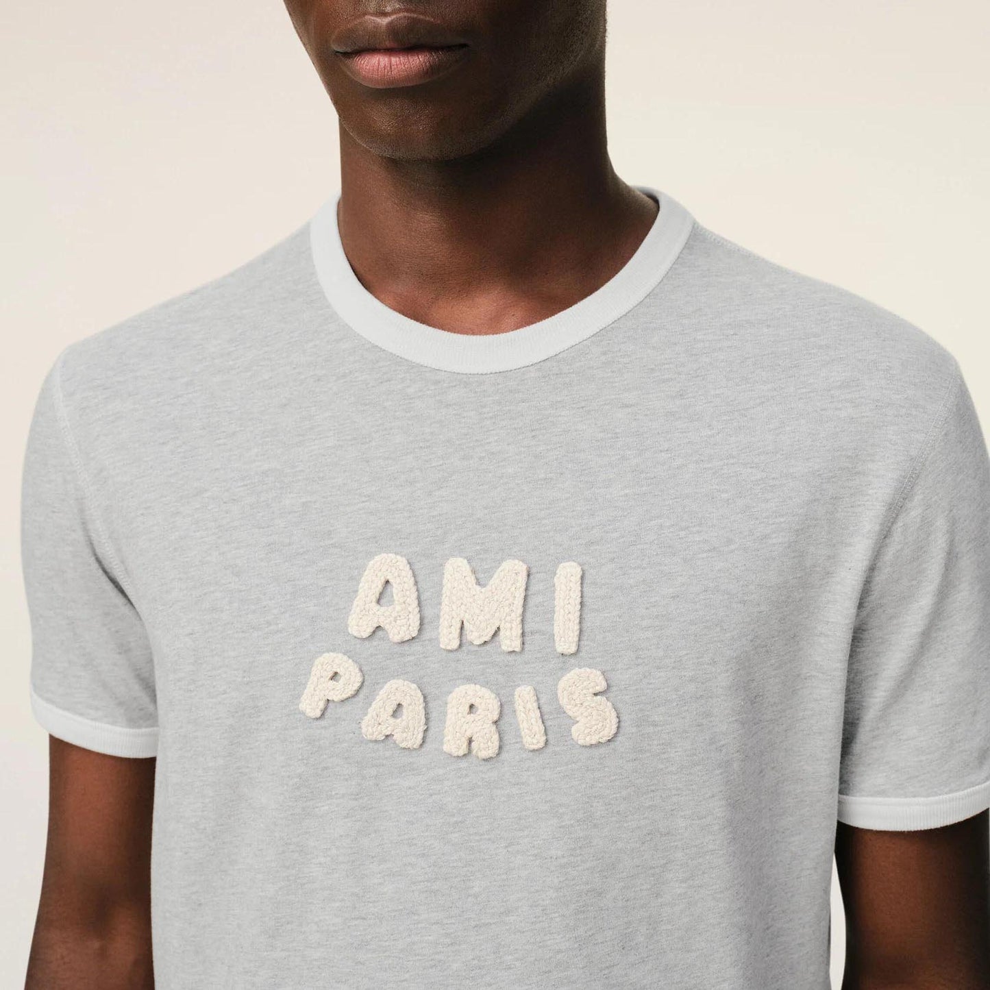 AMI Paris Short Sleeves Classic Fit Teeshirt With Ami Paris Knitted Patch UTS371.724