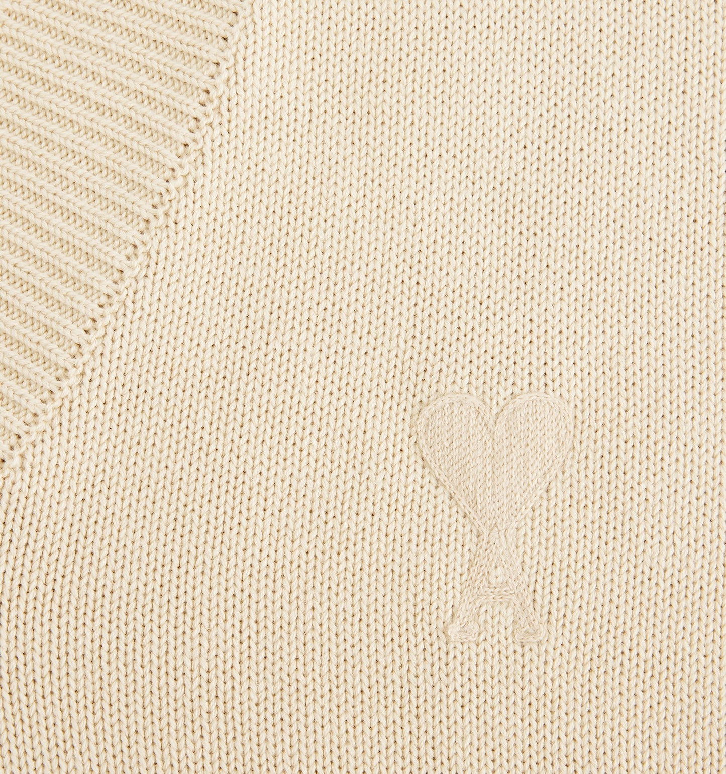 AMI Small Heart Logo V-Neck Knit Sweater (UKS208.016)