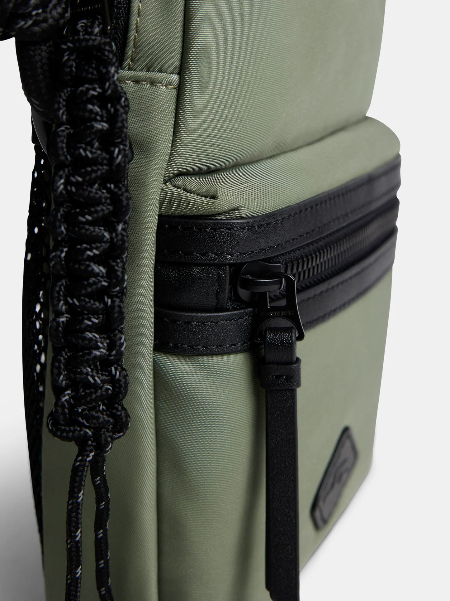 J.Lindeberg SM Crossbody (FMAC12188)