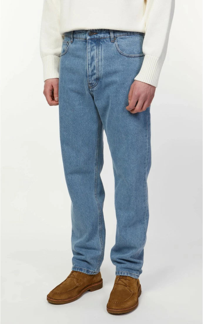 AMI Paris Straight Fit Denim Pants (E22HTR002.603)