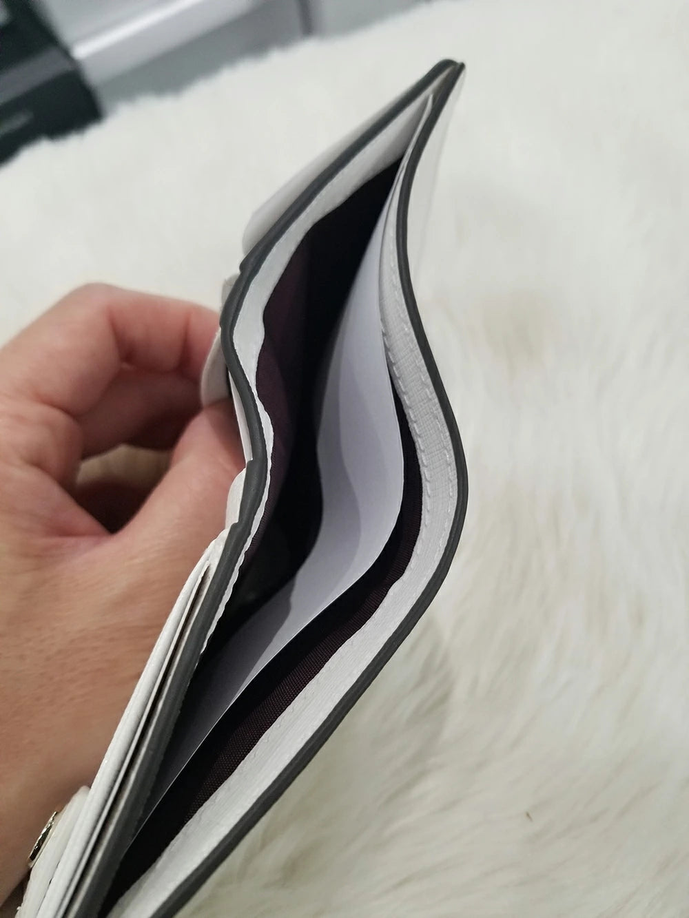 Furla Babylon S Bi-Fold Wallet (PCY6UNO B30000)