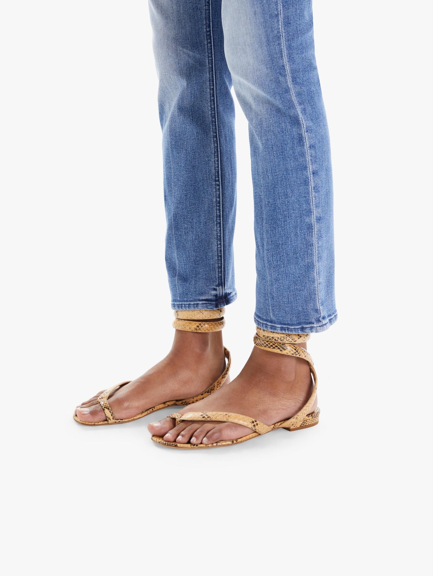 MOTHER The Mid Rise Dazzler Ankle Jeans (1686-104)