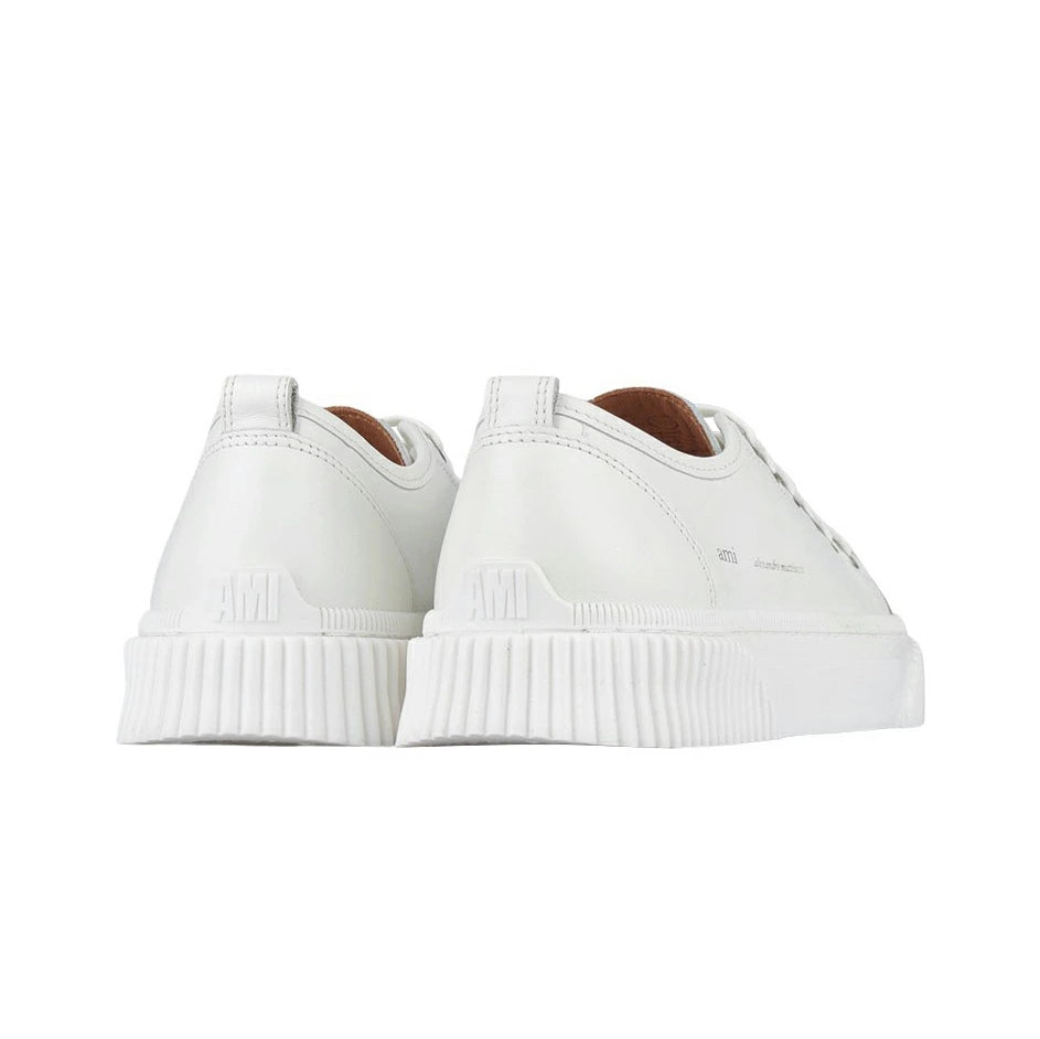 AMI Paris Low Top Logo Sneakers (USN424.853)