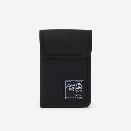 Maison Kitsuné Logo Patch Phone Holder (LM05362WQ1001)