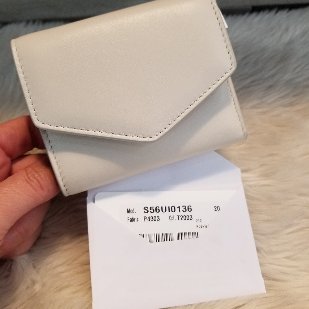 Maison Margiela Four Stitches Envelope Tri-Fold Wallet (S56UI0136 P4303)