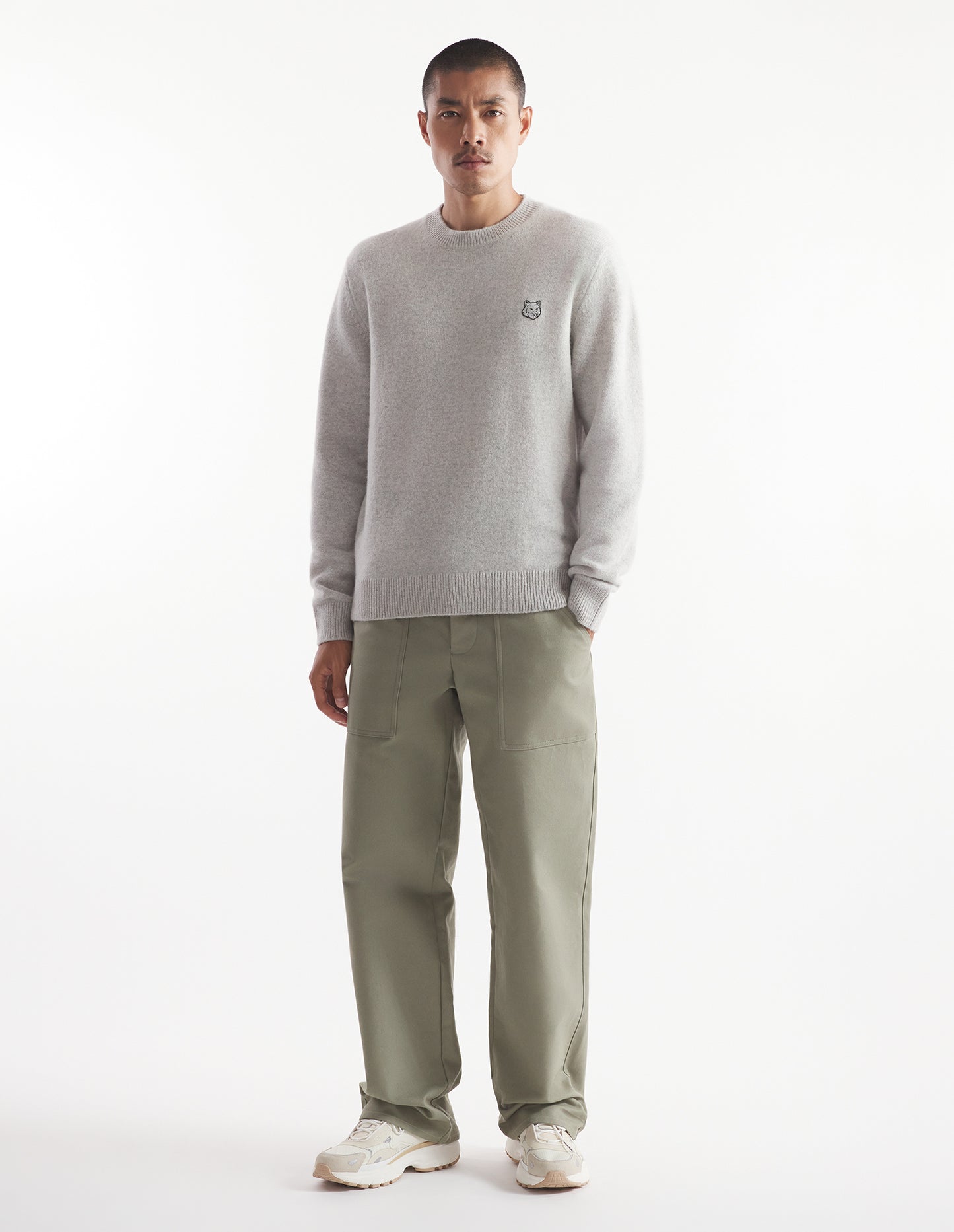 Maison Kitsuné Grey Fox Patch Classic Sweater (MM00815KT1036)
