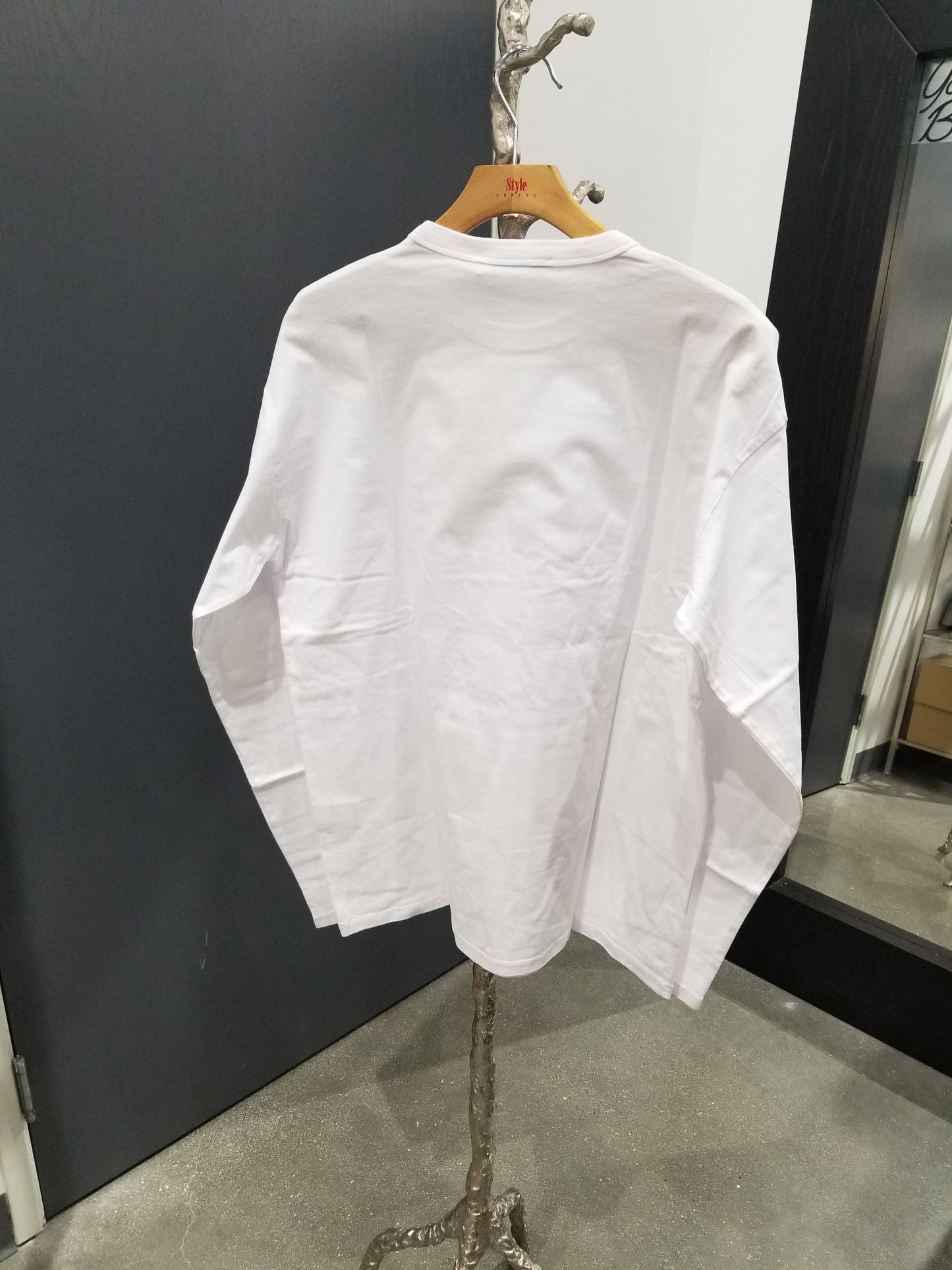 Maison Kitsuné Tricolor Fox Patch Long Sleeve Tee (FU00163KJ0010)
