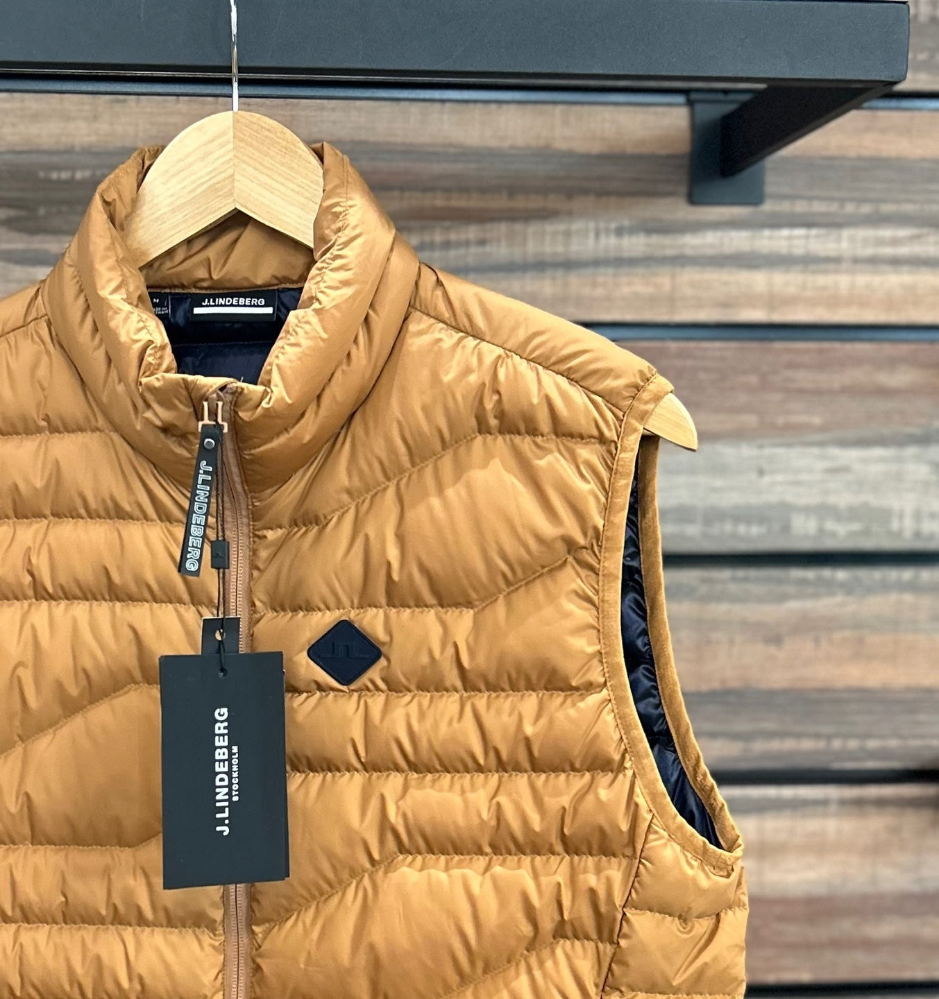 J.Lindeberg Cliff Light Down Vest (AMOW09062)