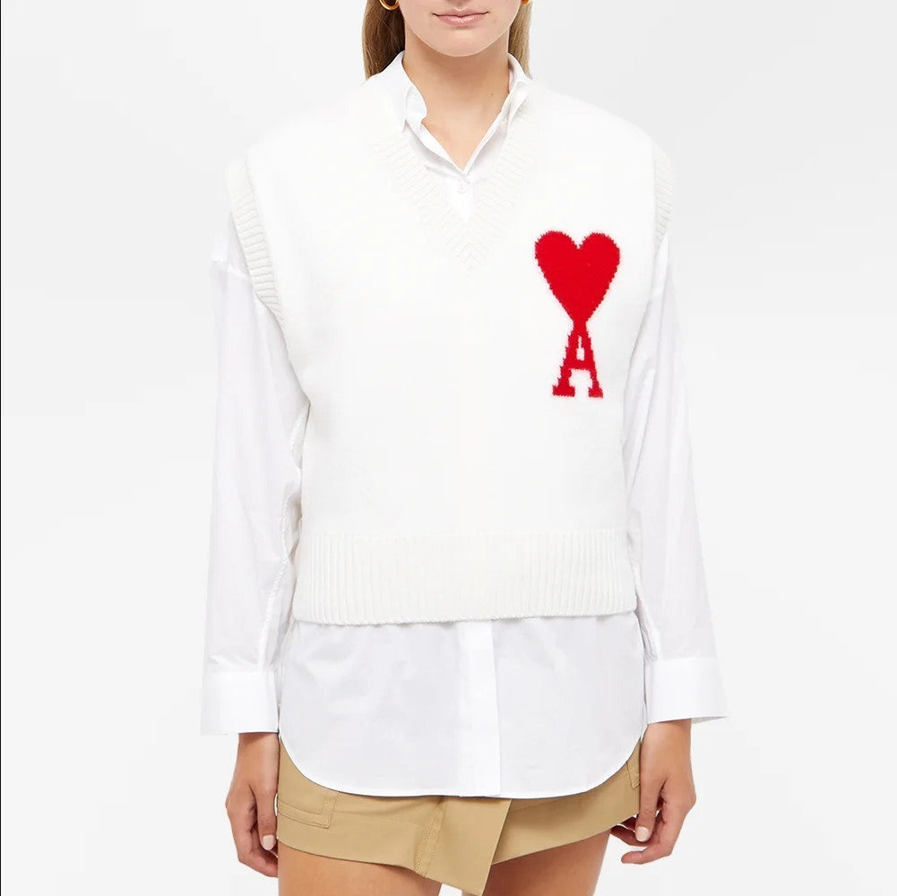 AMI Big Heart Logo Sleeveless Sweater (UKS702.018)