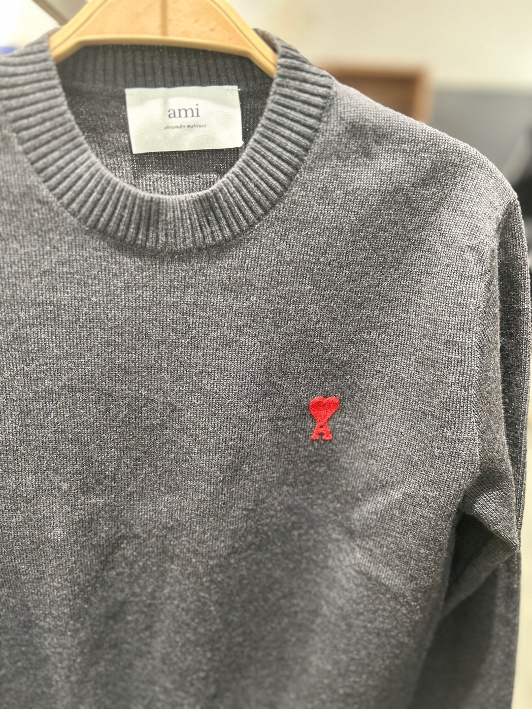 AMI Small Heart Logo Crewneck Sweater (FKS001.001)