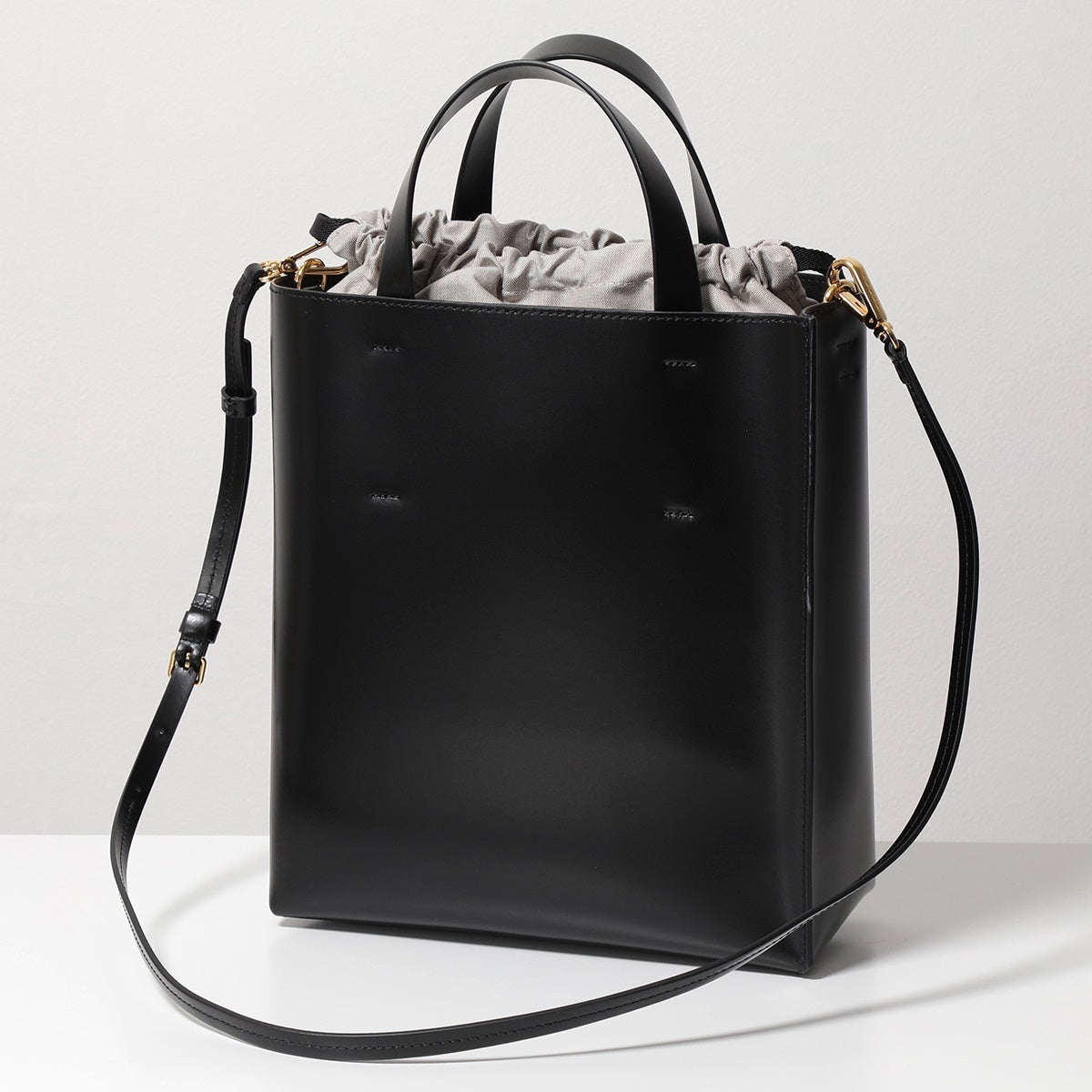 Marni Museo Small Leather Tote Bag (SHMPV01TY0)