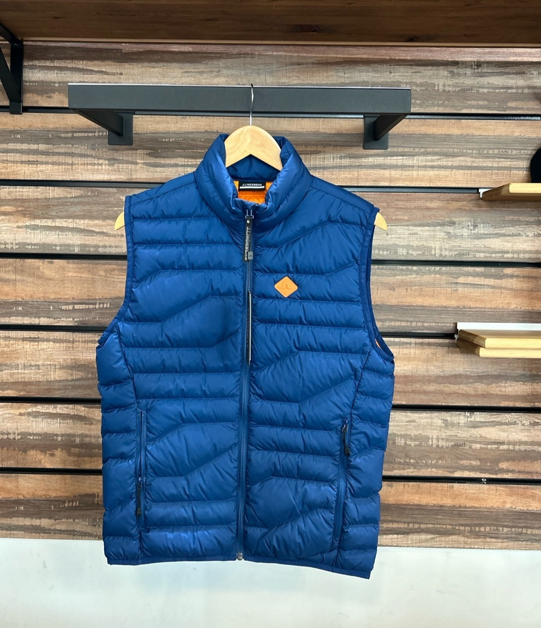 J.Lindeberg Cliff Light Down Vest (AMOW09062)